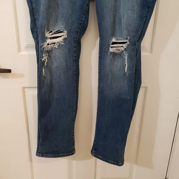 Torrid distressed size 18 - Picture 3 of 9